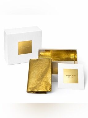 Michael Kors Est. 1981 4pcs Gift Box Set White Alligator Exterior Gold Interior